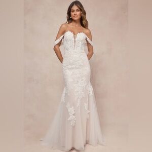 NWT Lulus Wedding Dress